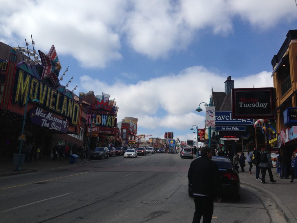 ナイアガラフォールズの観光地