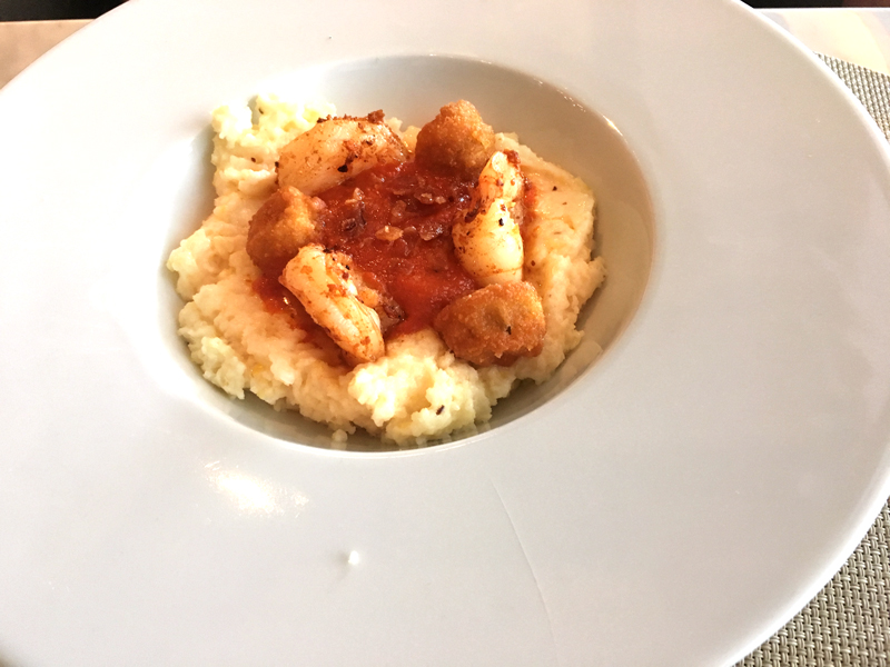 オヘア空港、ガーリックシュリンプ、マッシュポテト