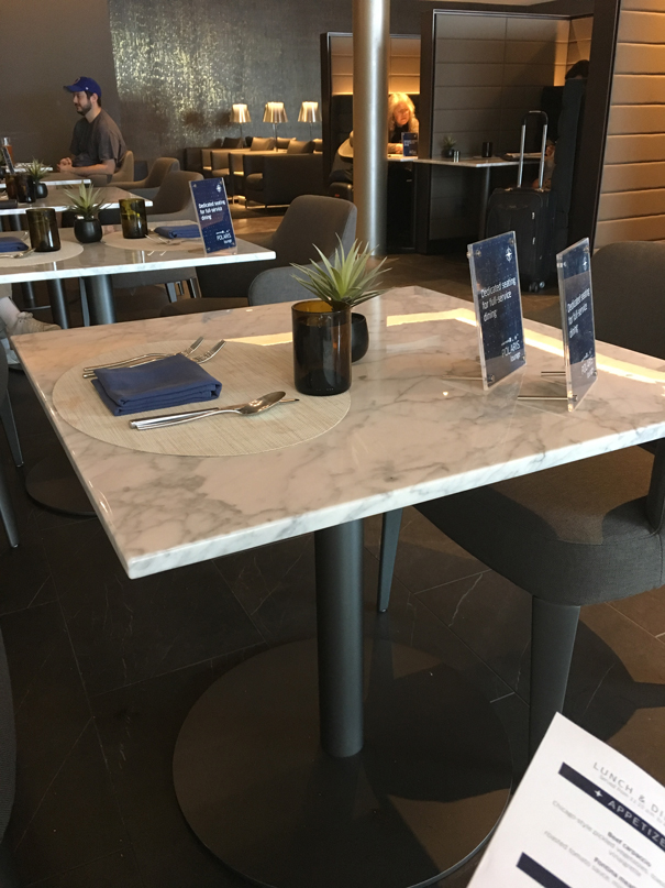 オヘア空港、オーダー、食事、席