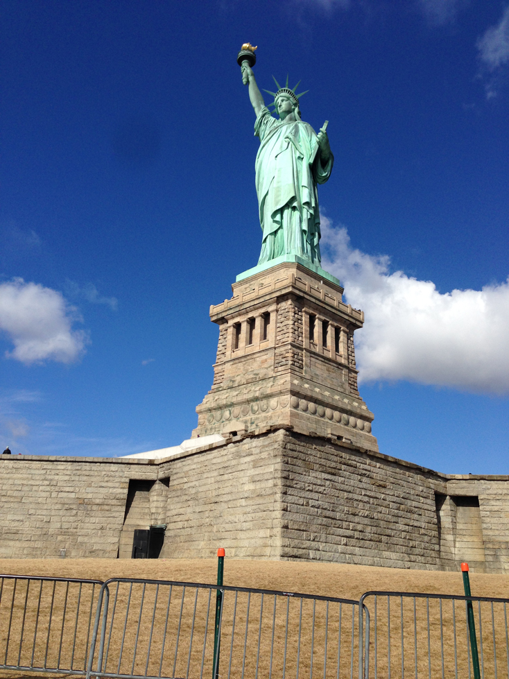 自由の女神