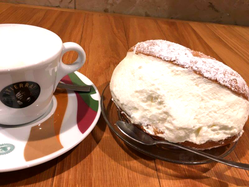 イタリア、観光、グルメ、マリトッツォ