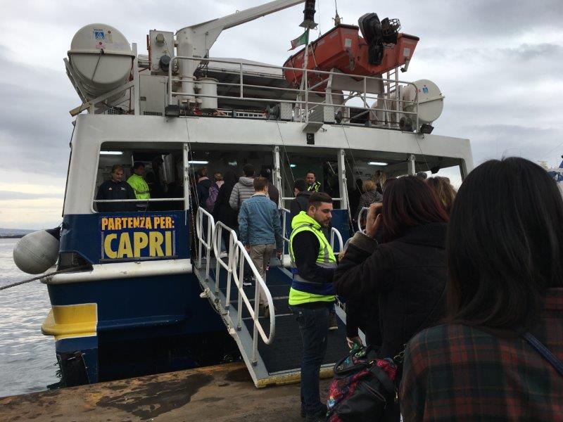 イタリア、ナポリの洞窟