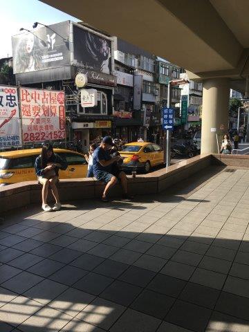 台湾、旅行、故宮博物館へむかうタクシー