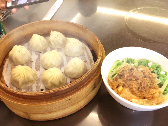台湾、旅行、グルメ、小籠包