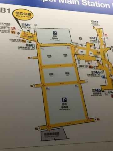 台湾、旅行、コインロッカー、駅、台北車駅