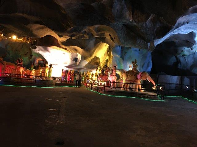 マレーシア、旅行、クアラルンプール、バドゥ洞窟