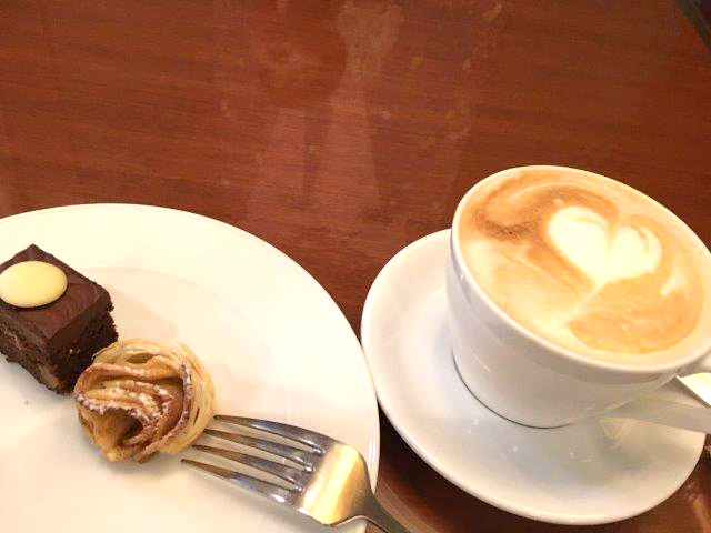 ベトナム、ハノイ、観光、グルメ、ラテアート