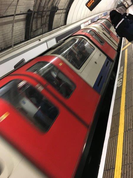 イギリス、ロンドン、旅行、地下鉄