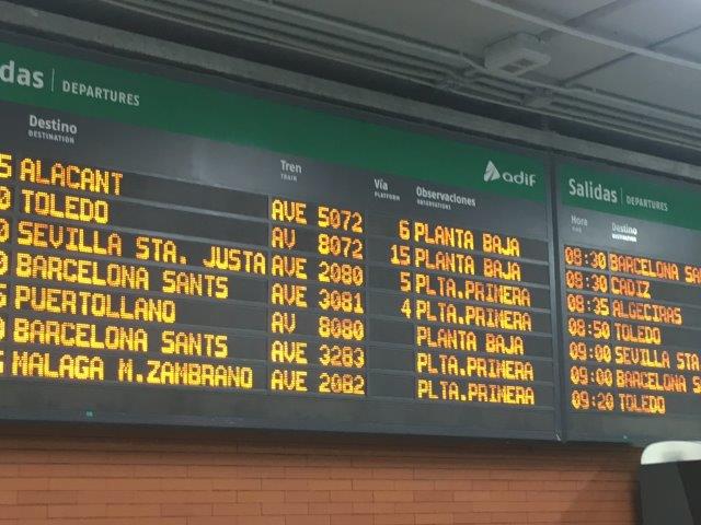 スペイン、旅行、観光、アトーチャ駅、電光掲示板