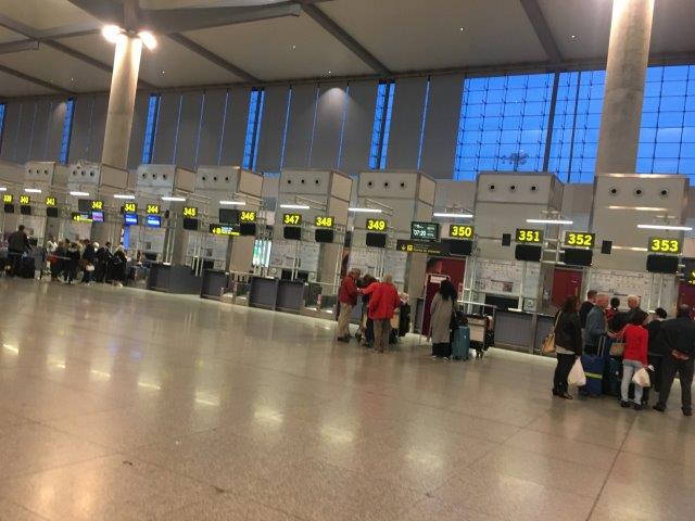 スペイン、観光、旅行、Vueling